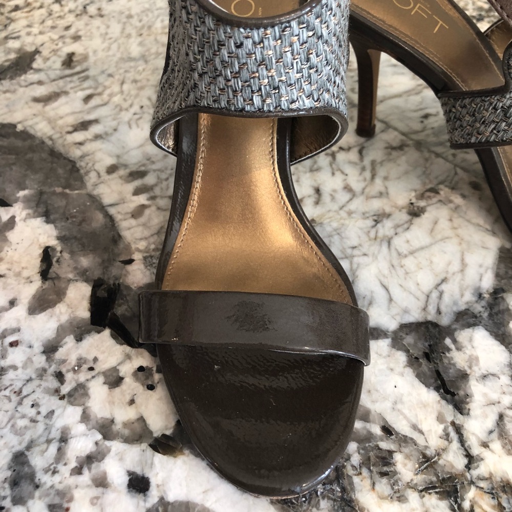 Ann Taylor Loft ankle heel